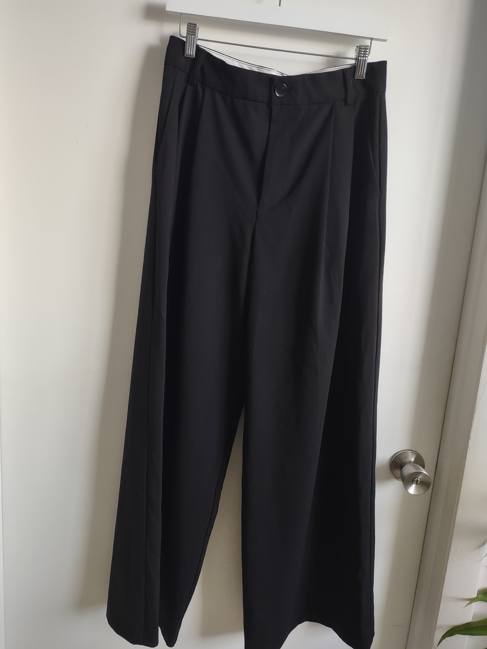 Zara Black Wide-Leg Dress Trousers